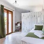 Aegeon Hotell 2*