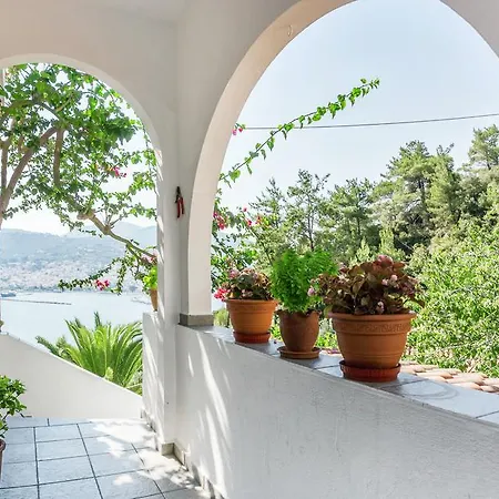 阿尔戈欧尼酒店 酒店 2*